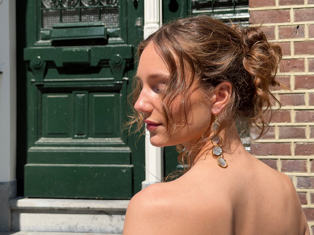 Shell Drop Earrings - Gold
