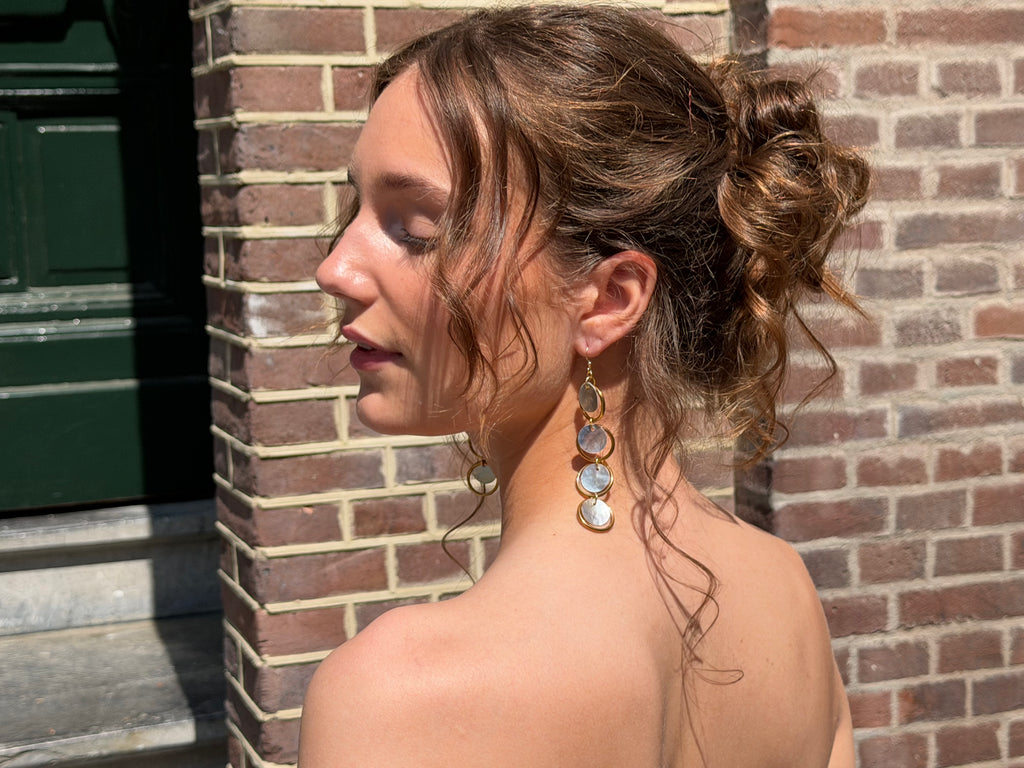 Shell Drop Earrings - Gold