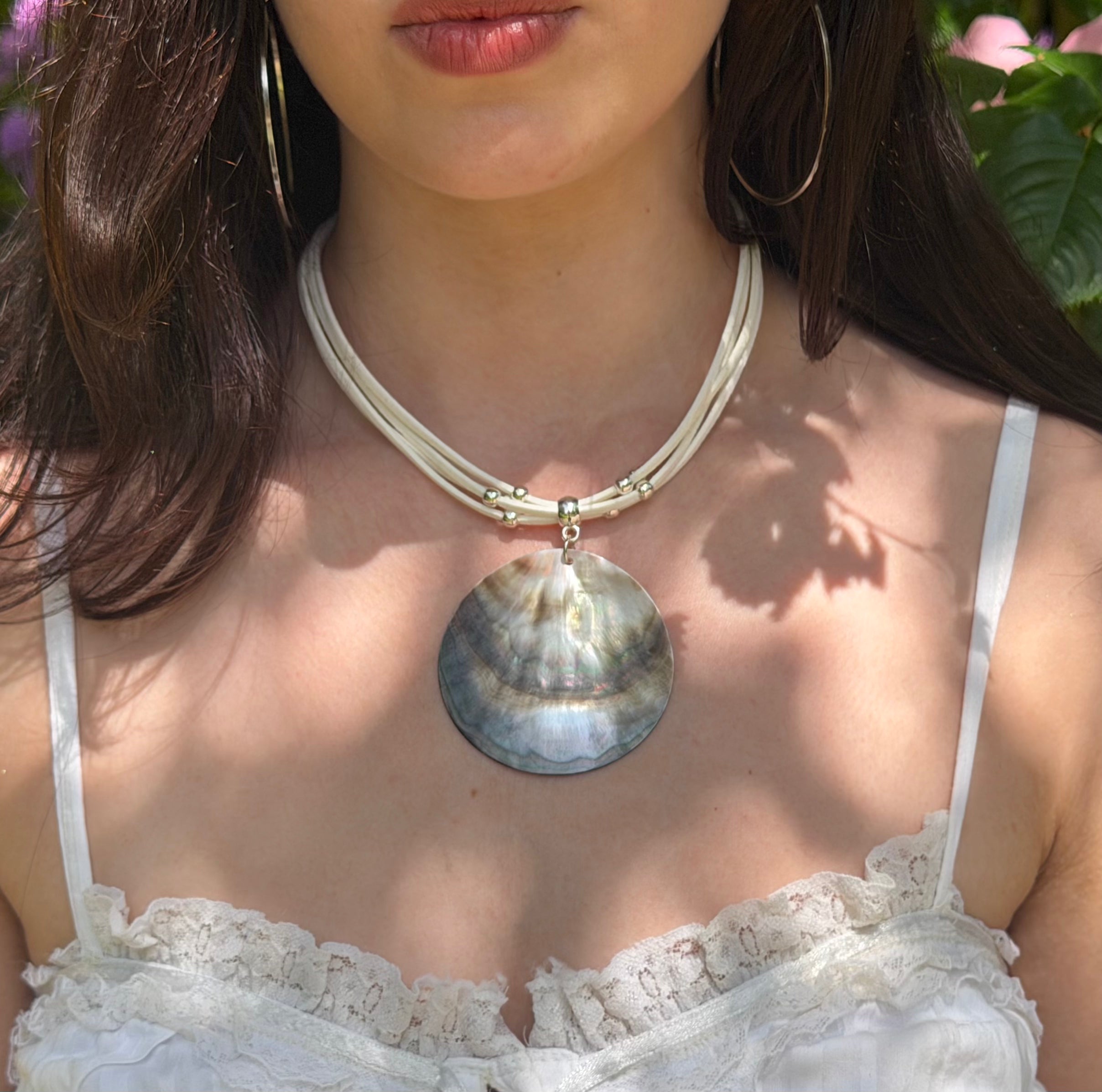 Suède Soul Necklace - White cord