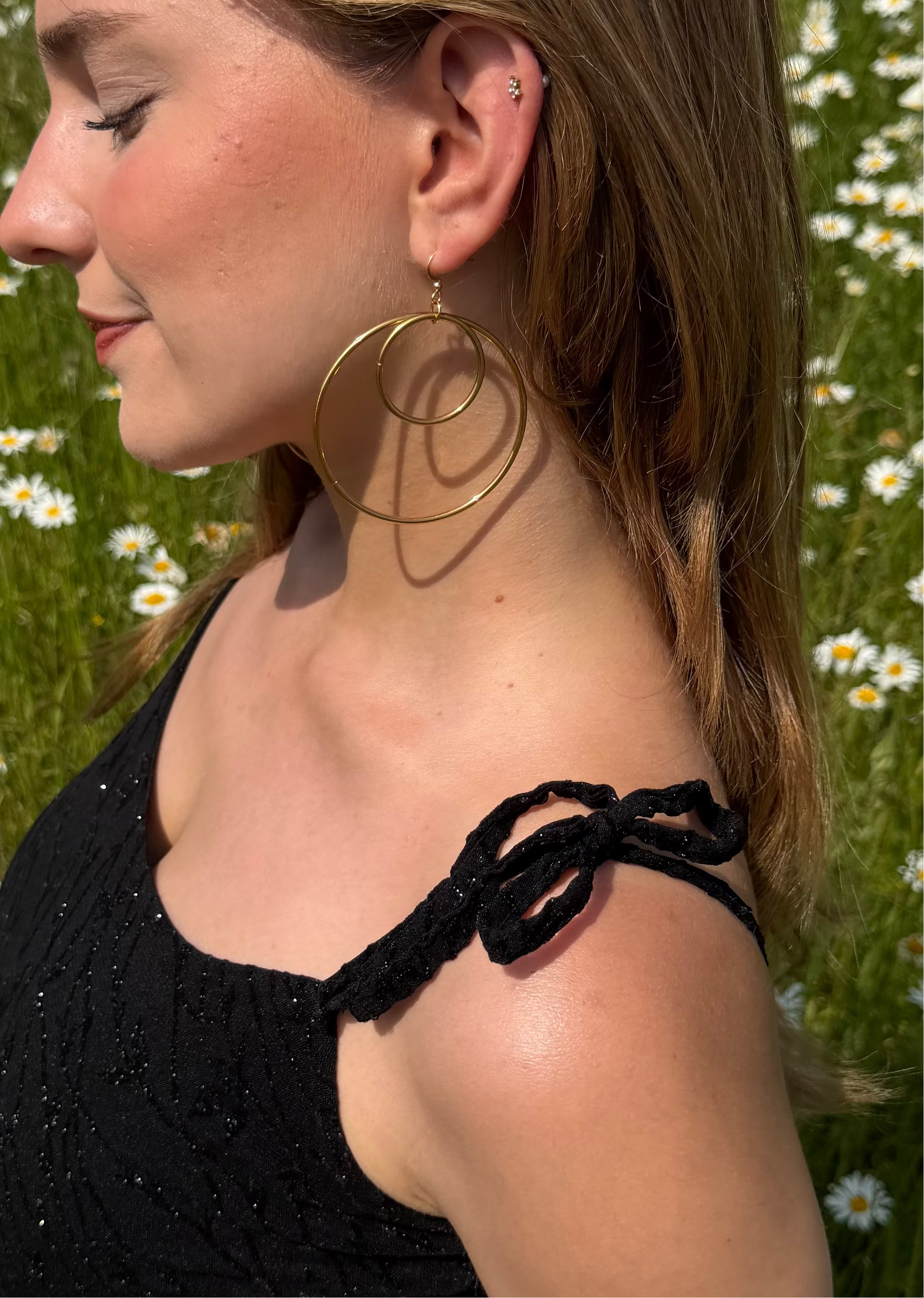 Inner Circle Hoops