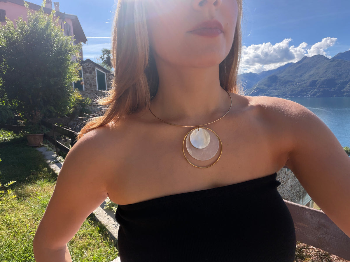 Bold Coastal Loop Necklace - Gold